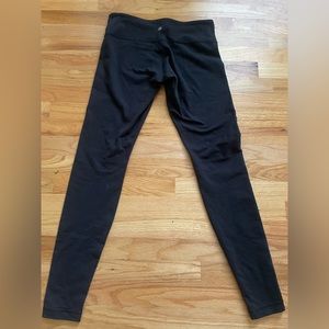 Lululemon Black High Rise Yoga Align Leggings Size 8